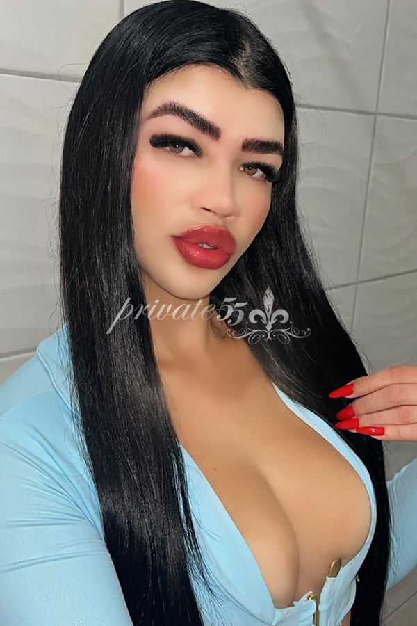 Foto 1 de Julia Faria