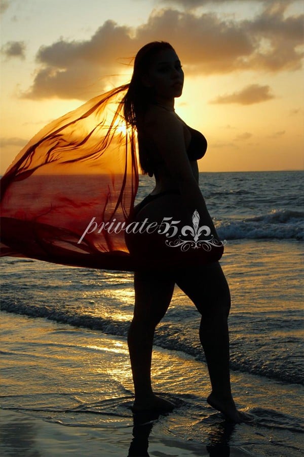 Raíssa Medeiros - Acompanhante de Luxo em Brasília