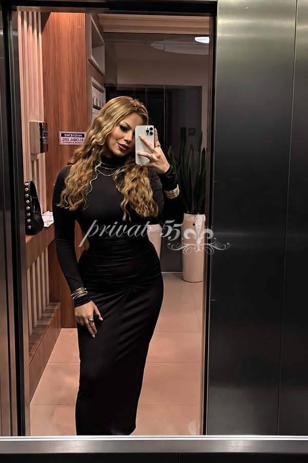 Yasmin  Kaori - Acompanhante Verificada em Balneário Camboriú