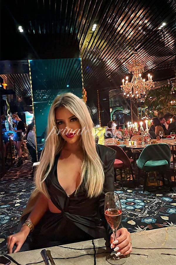 Laura Dornelles - Acompanhante de Luxo em Rio de Janeiro