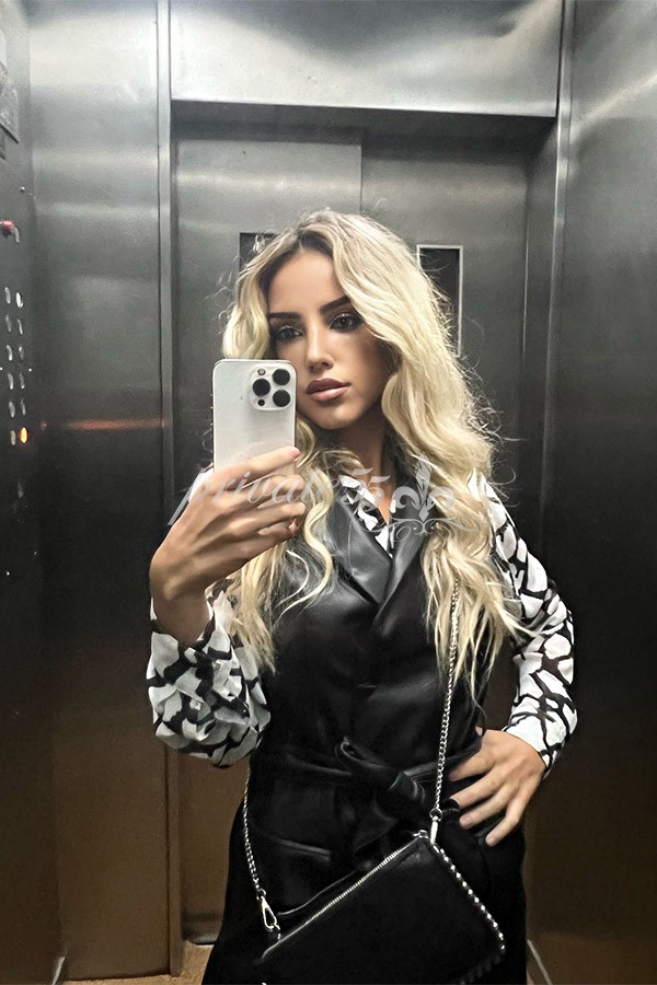 Laura Dornelles - Acompanhante de Luxo em Rio de Janeiro