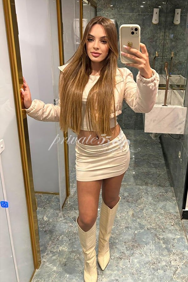 Foto 4 de Antonella Martins