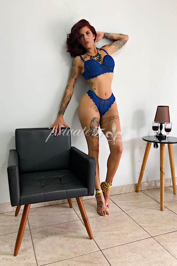 Foto 6 de Aline Bitencourt