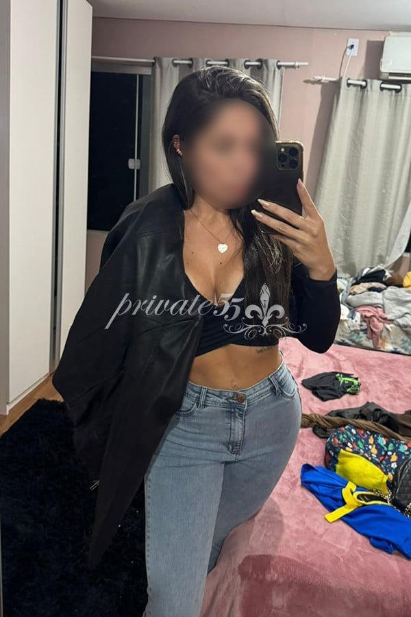 Foto 1 de Yanara Luiza