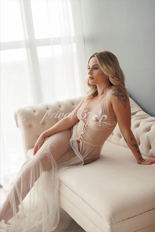 Júlia Ferraz - Acompanhante de Luxo em Curitiba