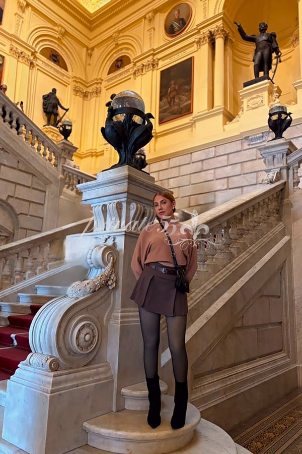 Lara Monetti - Garota de Programa em São Paulo