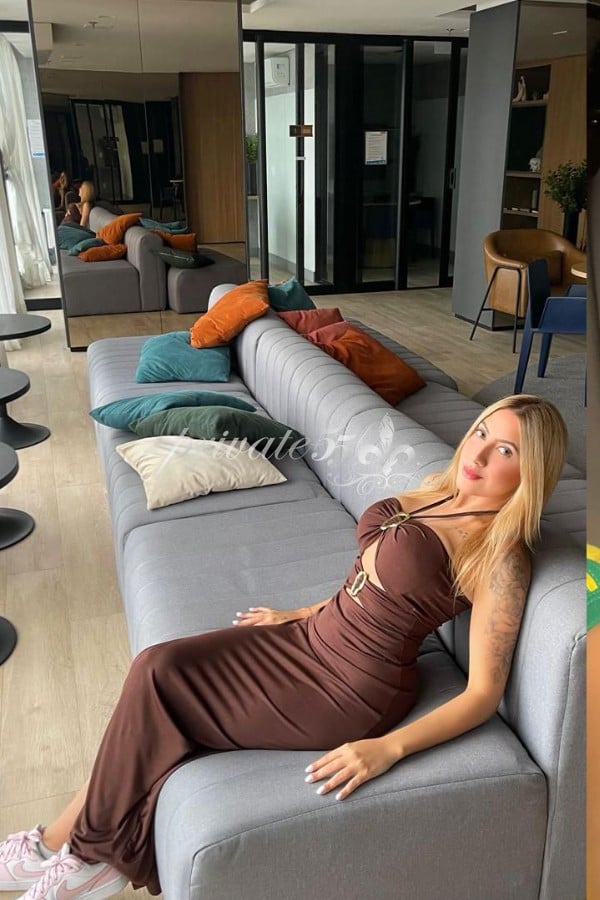 Lara Monetti - Acompanhante de Luxo em São Paulo