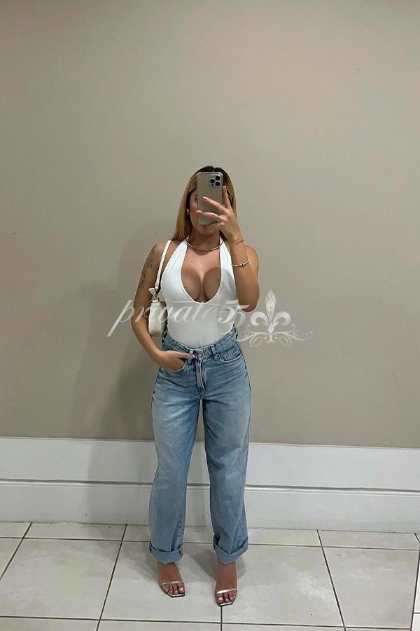 Lara Monetti - Garota de Programa em São Paulo