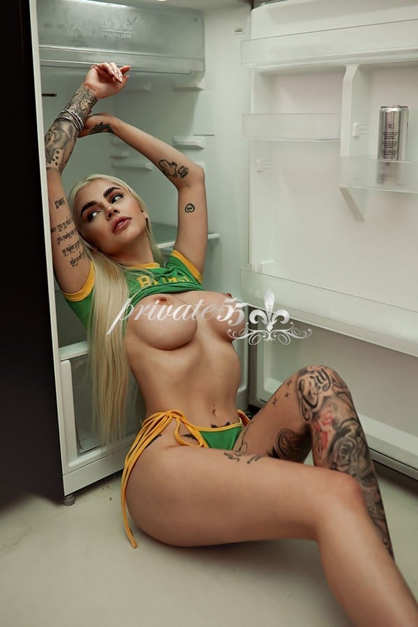 Nina Bianco - Acompanhante em Curitiba
