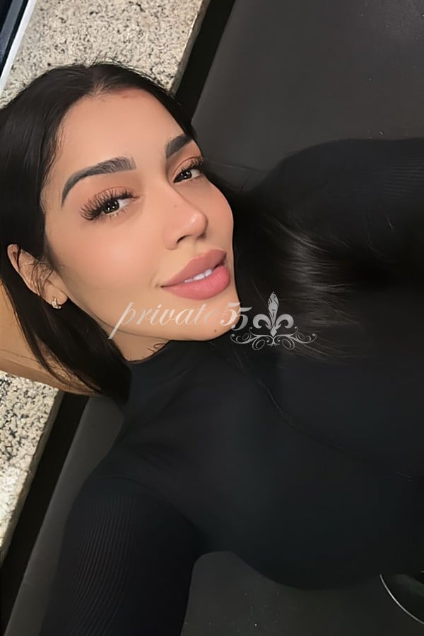 Foto 4 de Emanuelle  Matos