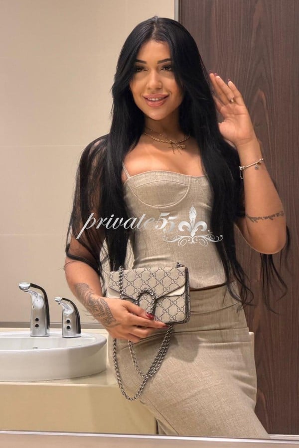 Emanuelle  Matos - Acompanhante em Curitiba