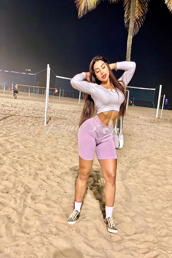 Foto 1 de Sabrina Ferraz