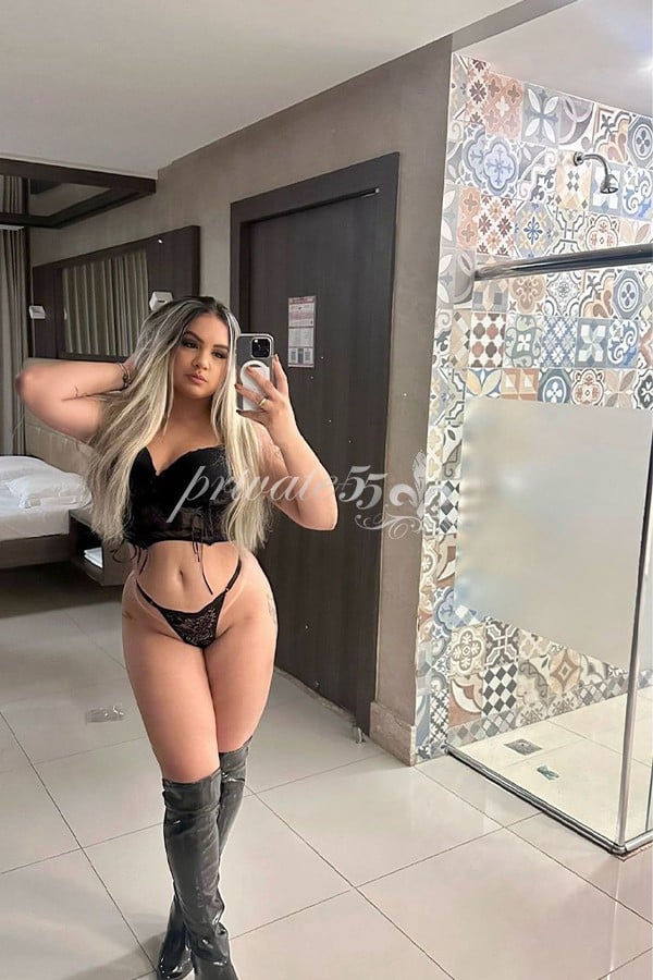 Nina Aguiar - Garota de Programa em São Paulo