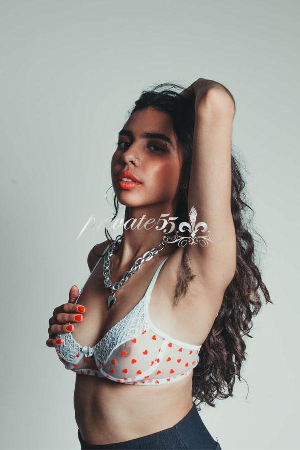 Sol Rara - Garota de Programa em Florianópolis