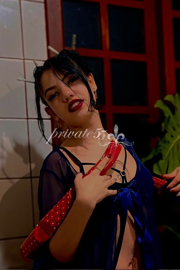 Foto 4 de Anny Falcão