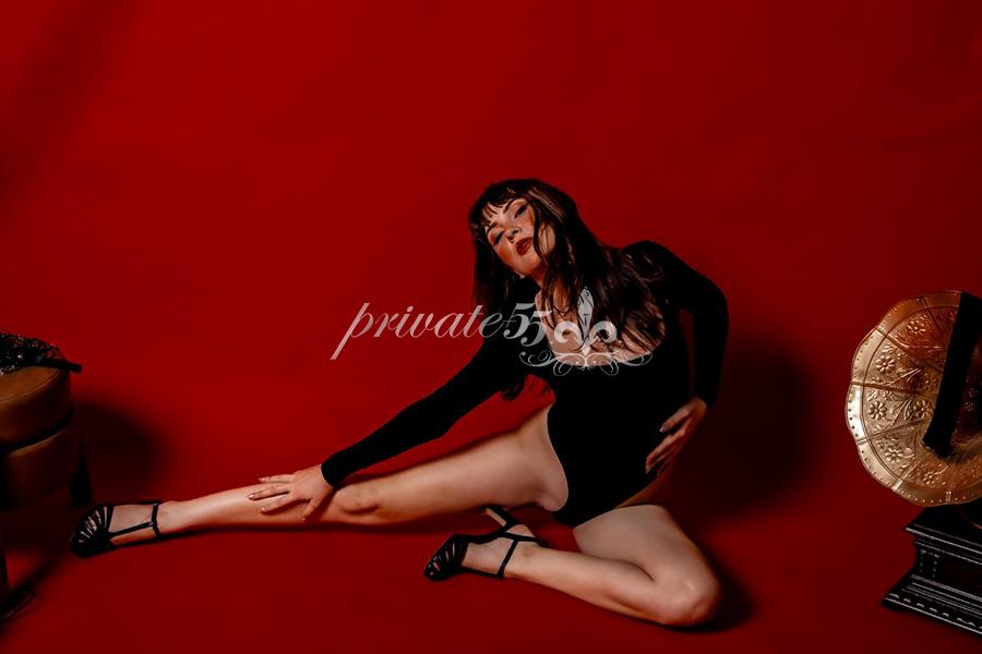 Srta Hell - Garota de Programa em Curitiba