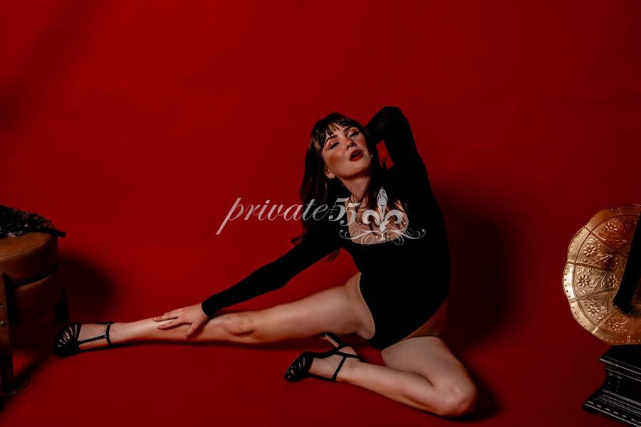 Srta Hell - Acompanhante de Luxo em Curitiba