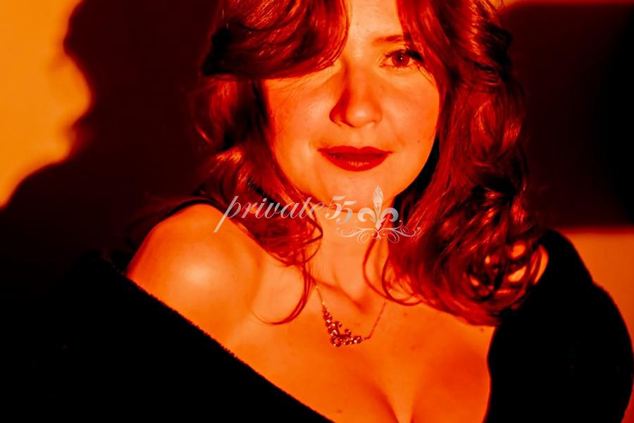 Srta Hell - Acompanhante de Luxo em Curitiba