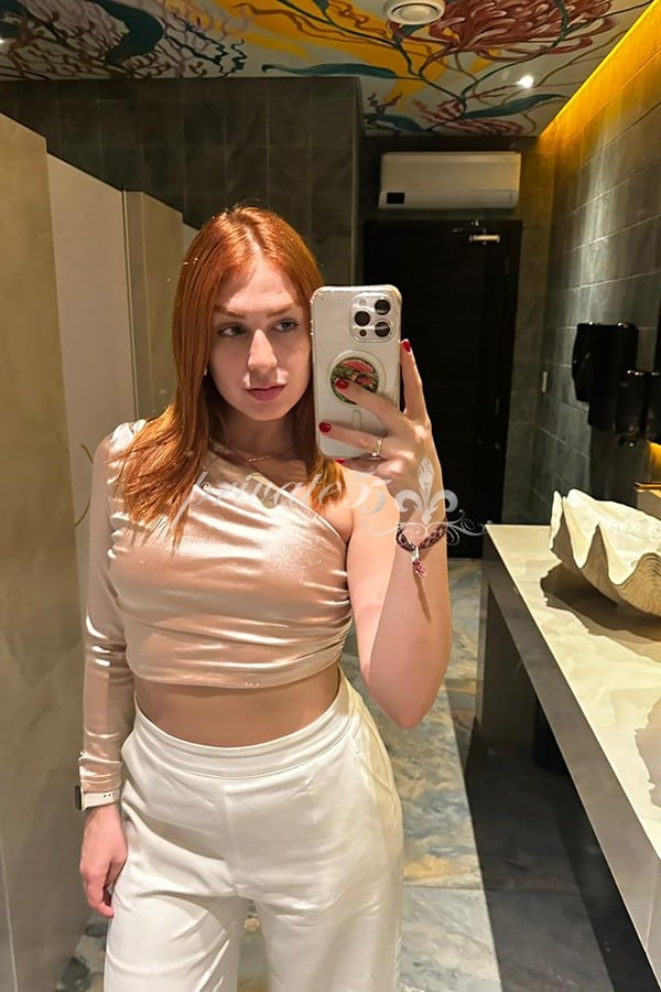 Foto 3 de Sarah Rufino