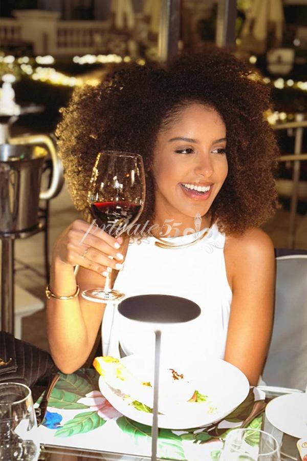 Antonella Amaral - Acompanhante Verificada em Porto Alegre