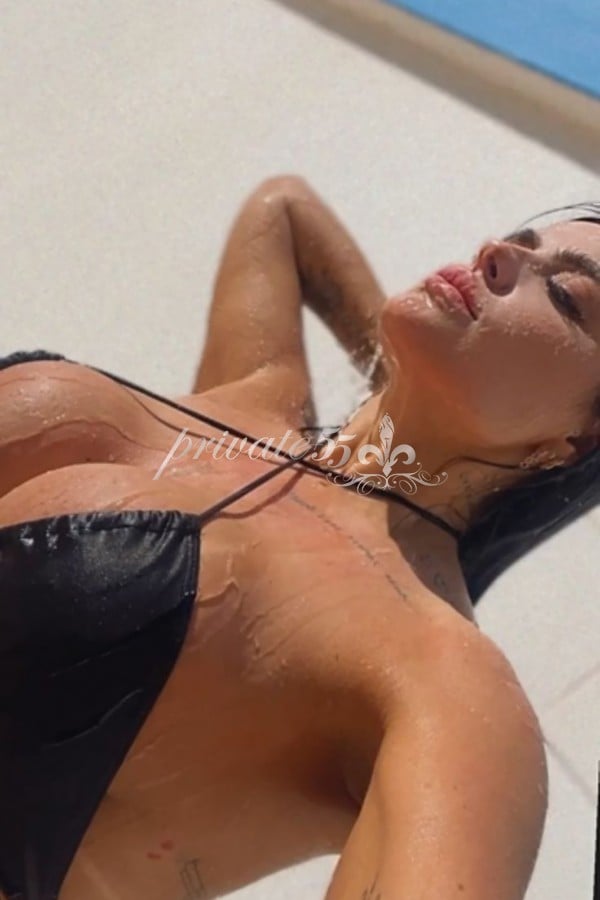 Foto 3 de Gab Barcellos