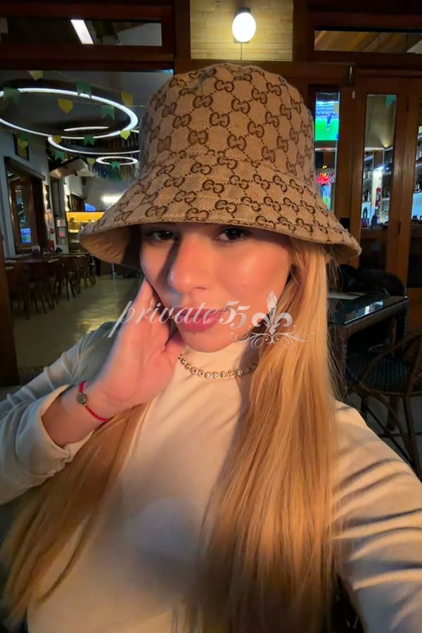 Jade Moncler - Acompanhante em Rio de Janeiro