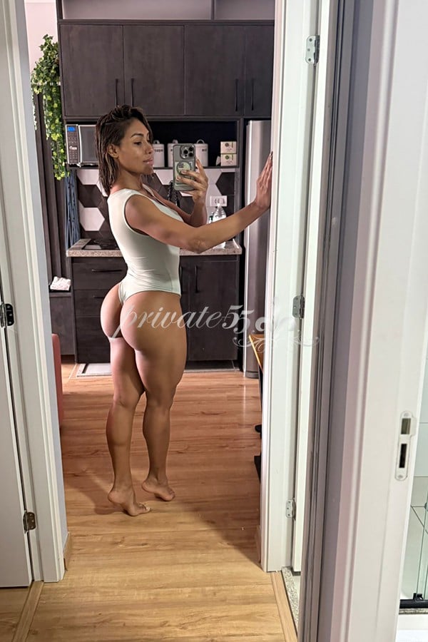 Sara Hill - Acompanhante em Curitiba