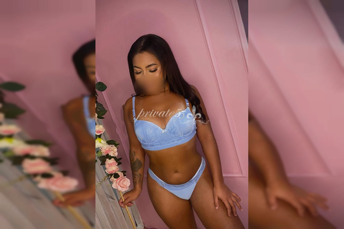 Panterinha Negra - Acompanhante de Luxo em Porto Alegre