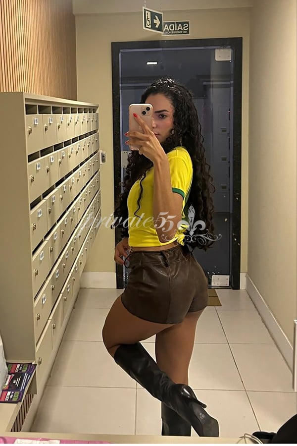 Isa Medeiros - Acompanhante de Luxo em Florianópolis