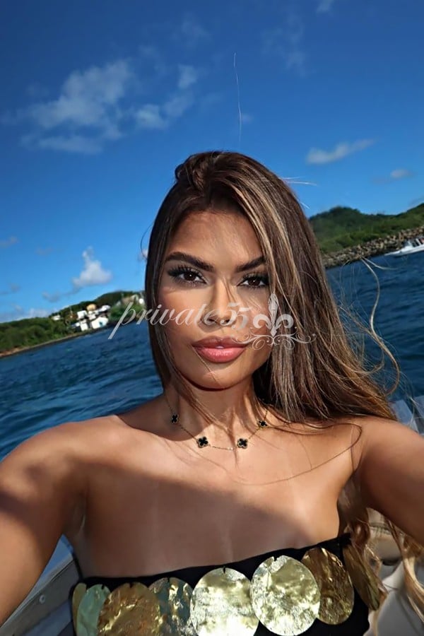 Geovanna Lacerda - Acompanhante de Luxo em Curitiba