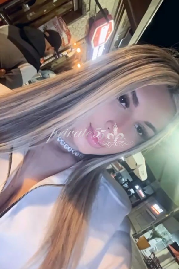 Foto 2 de Letícia Lencina