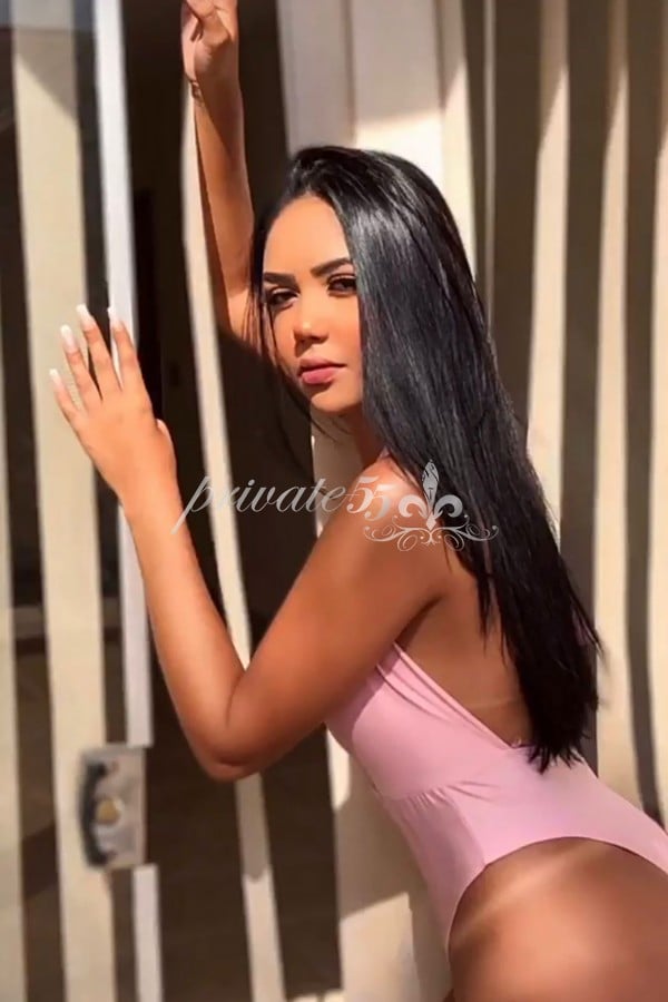 Larissa Avellar - Garota de Programa em Florianópolis