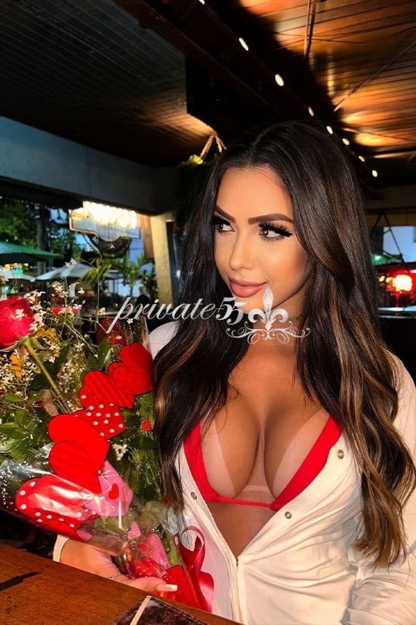 Foto 1 de Lanna Belford