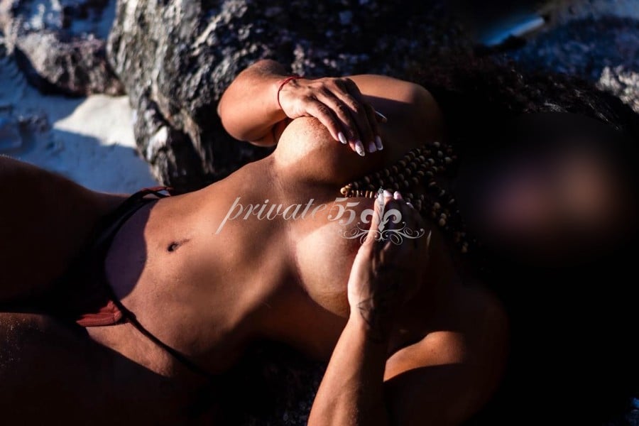 Carla Ferrari - Acompanhante em São Paulo