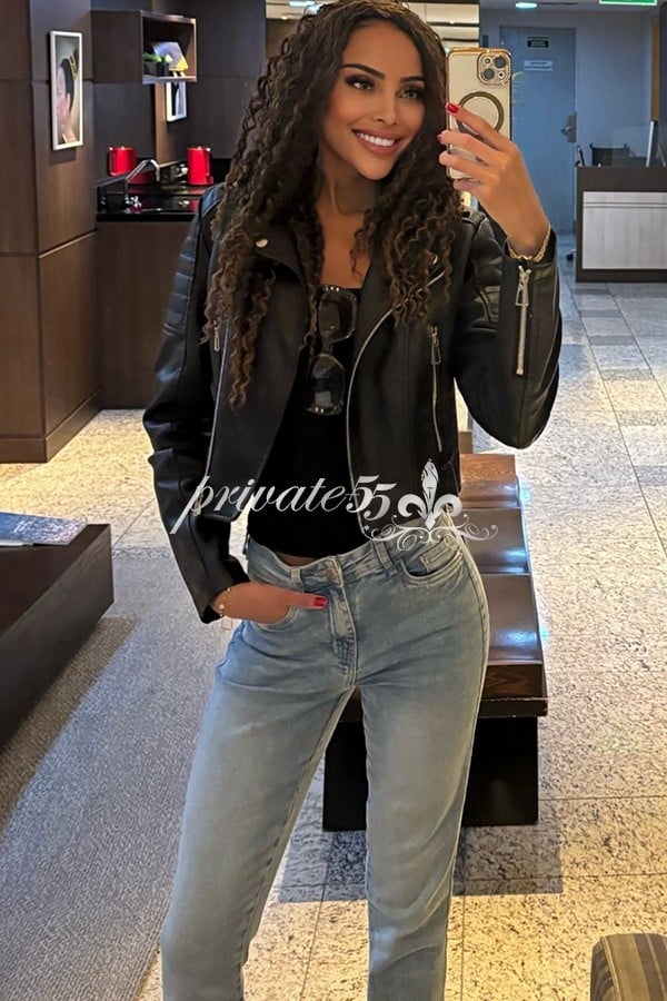 Anastácia Louise - Garota de Programa em Porto Alegre