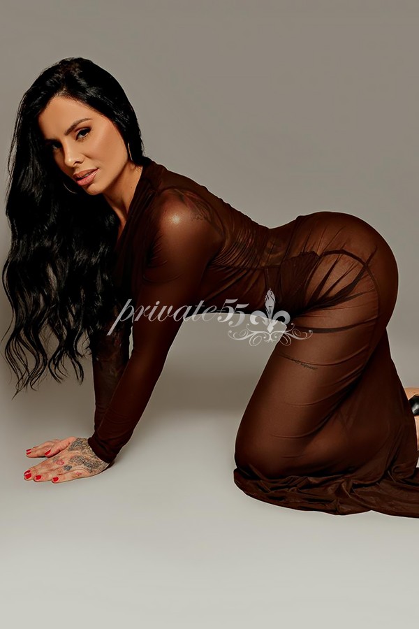 Luna Zahra - Acompanhante em Curitiba