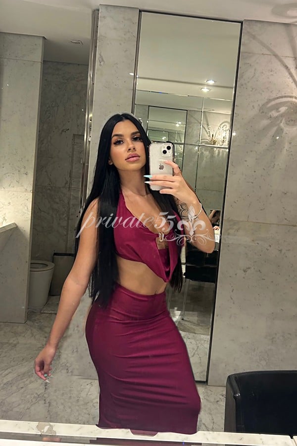 Foto 2 de Mayara  Bohr