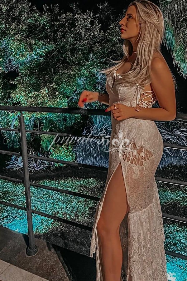 Elizabeth Liz - Acompanhante de Luxo em São Paulo