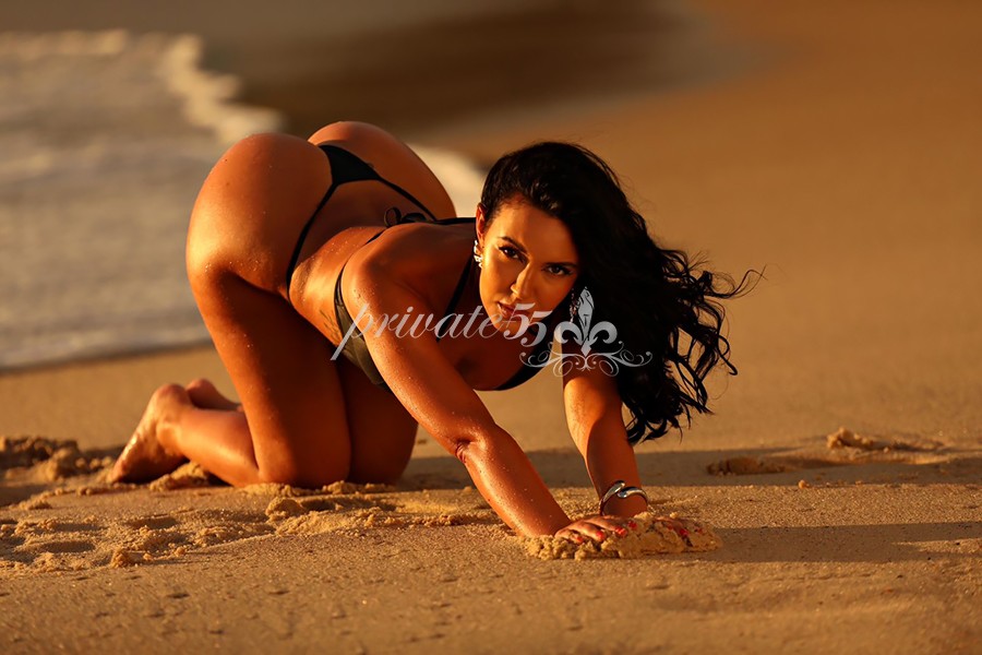 Amber Jasmin - Garota de Programa em Curitiba