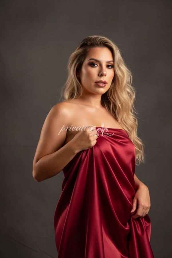 Rubia  Salles - Acompanhante em Balneário Camboriú