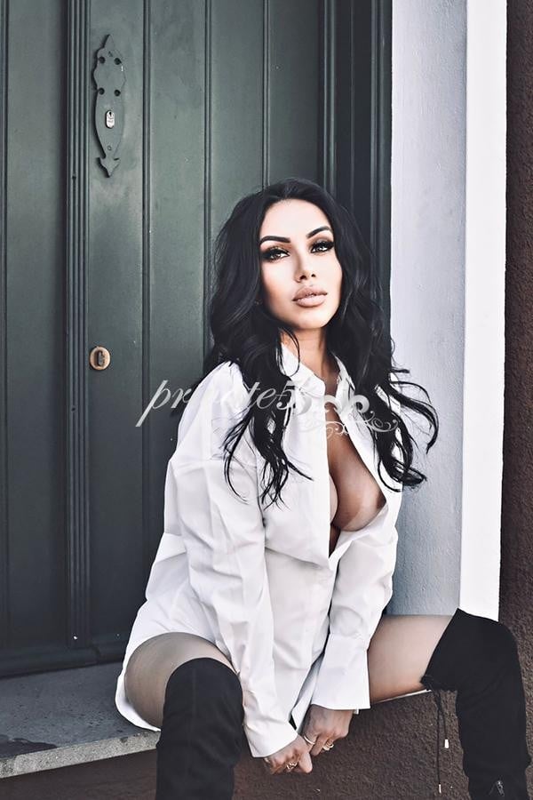 Livia Lins - Acompanhante em Porto Alegre