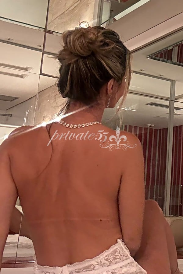 Nina  Dengosa - Garota de Programa em São Paulo