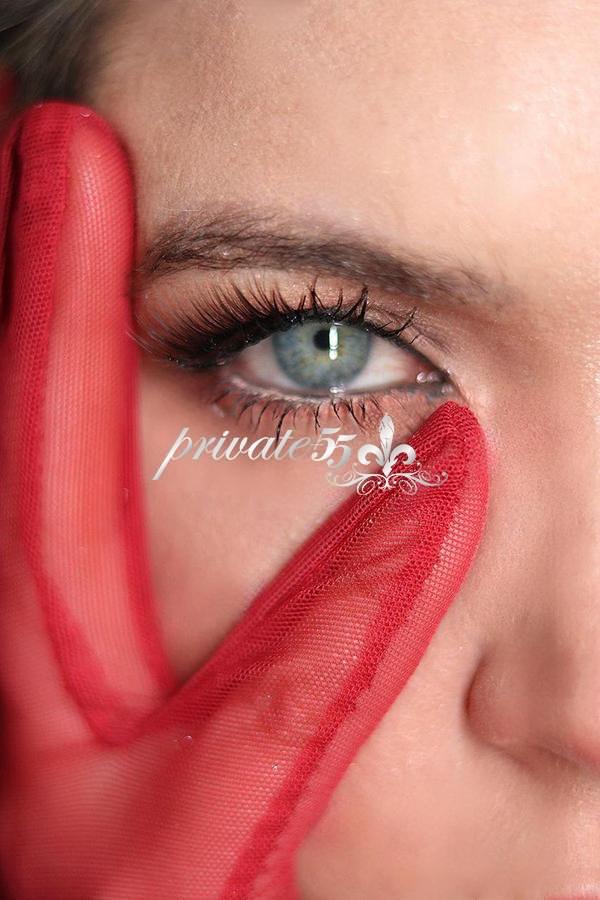 Laura Eisenberg - Garota de Programa em Vitória