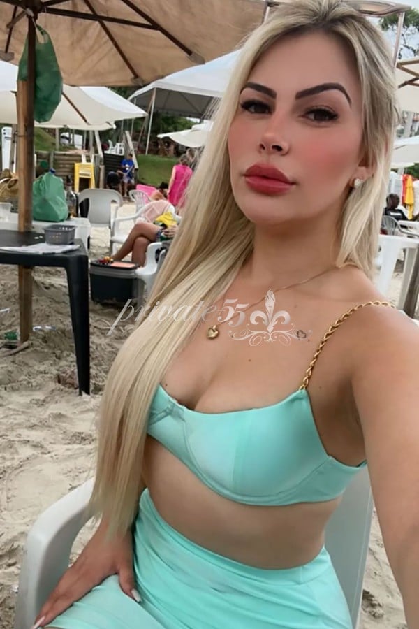 Foto 1 de Milena Dutra