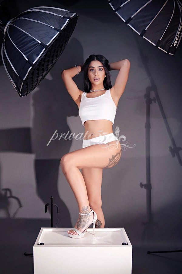 Foto 1 de Laura  Campos