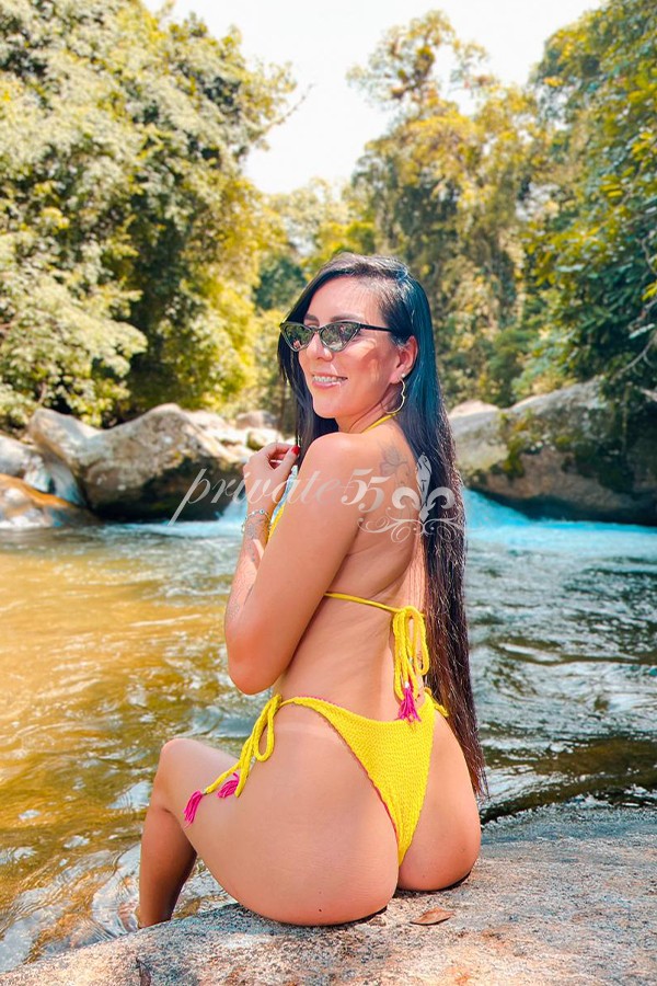 Íris Ferrari - Garota de Programa em Balneário Camboriú