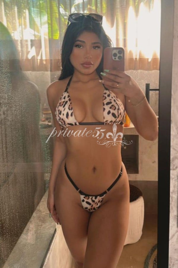 Foto 2 de Emanuelle Ferraz