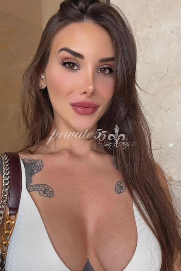Aysha  Shi - Acompanhante Verificada em Curitiba
