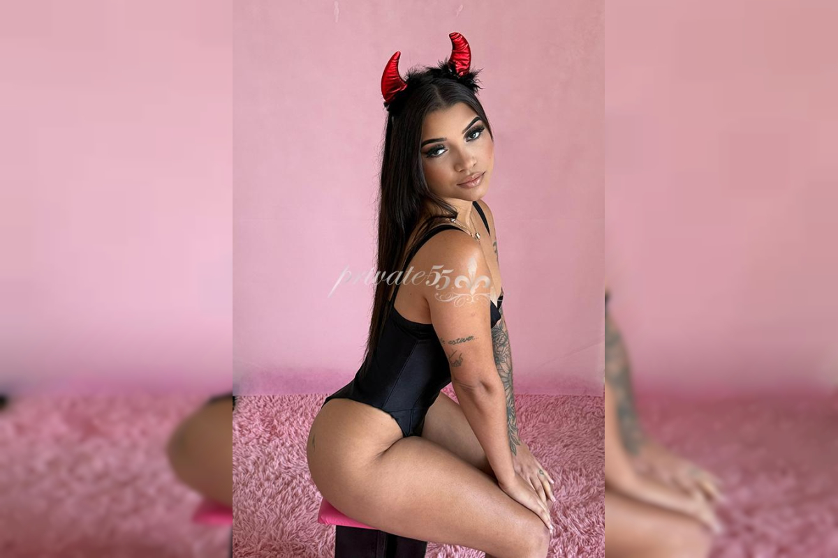 Bella Noir - Acompanhante em Balneário Camboriú