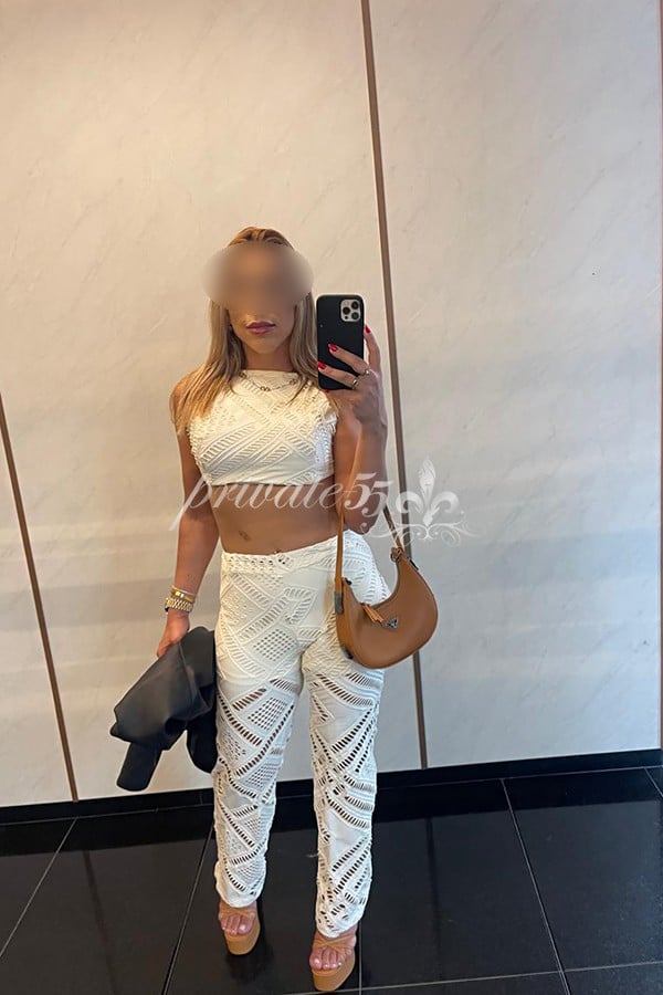 Amanda Duarte - Acompanhante em Balneário Camboriú